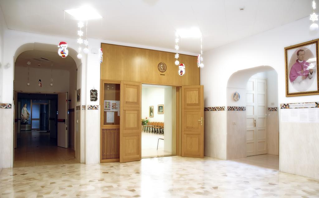 Pensión Casa Religiosa Per Ferie Ancelle Del Santuario